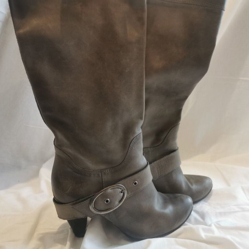 Women's leather boots used, size 38, gray