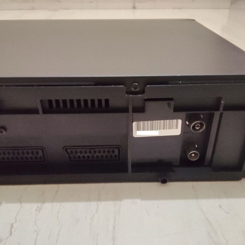 JVC HR J458 VHS VCR video player recorder used for repair