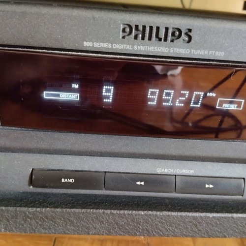 Philips 900 Series Synthesized Stereo Tuner FT-920 used