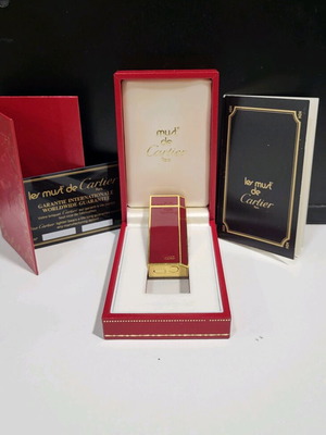 Cartier vintage Must de Cartier lighter like new