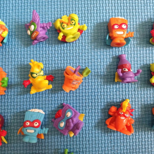 Super Zings figures like new