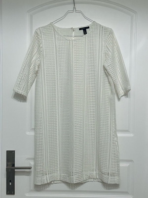 Mango white embroidered dress like new
