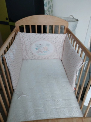 Nef-Nef crib bumper used, made of cotton fabric