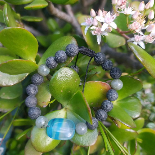 Bracelet with semi-precious stones handmade with lava, agate and labradorite