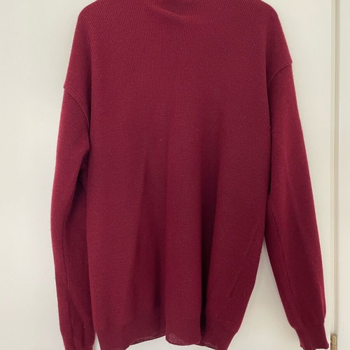 Knitted wool cardigan like new, red, size L