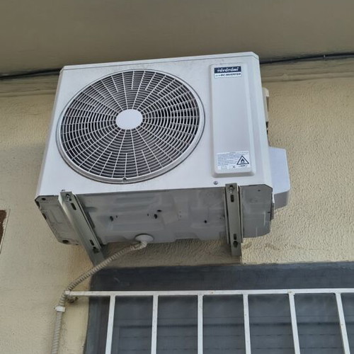 Toyotomi Izuru Eco II air conditioner like new 12000 Btu