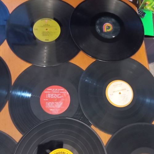 Vinyl records used, pack of 19 from 1980s-1990s