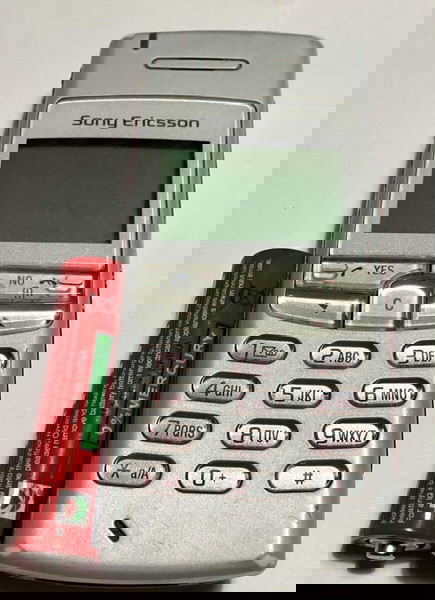 VINTAGE Sony Ericsson T100