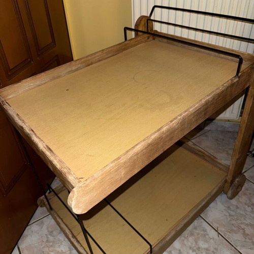 Wooden serving trolley like new, vintage design