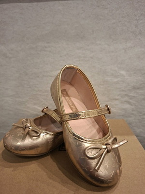 Παιδικές μπαλαρίνες Pe Com Pe νούμερο 24 χρυσαφί σαν καινούργιο