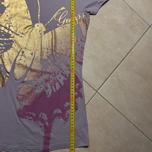 Guess T-shirt women's XS purple used, short sleeve