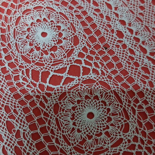 Needle lace embroidery set new, 3 pieces, white doily and napkins