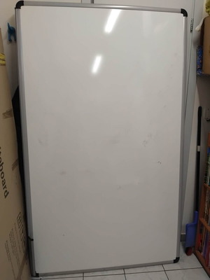 Magnetic Whiteboard Marker Board like new 190x120