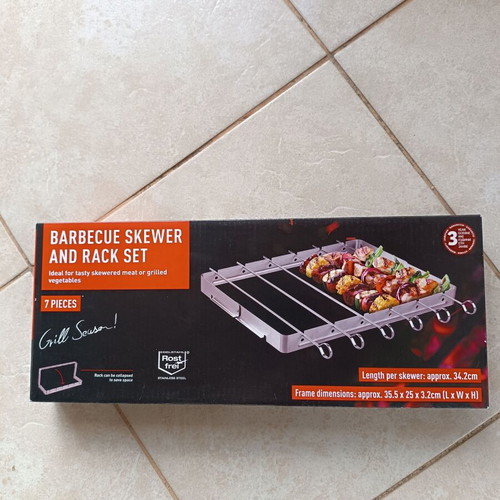 Skewer set new, 6 small and 6 with stand for grilling