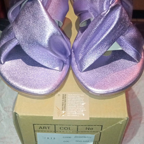 IRIS sandals new, leather lilac metallic, size 39