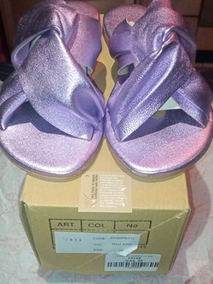 IRIS sandals new, leather lilac metallic, size 39
