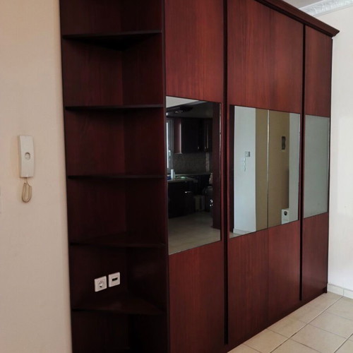Abourdiadis Wardrobe like new