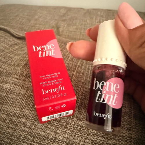 Benetint από Benefit 6ml καινούργιο υγρό ρουζ για χείλη και μάγουλα