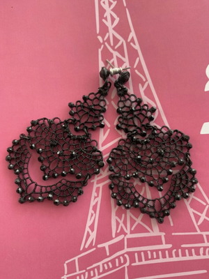 Handmade earrings new, black color