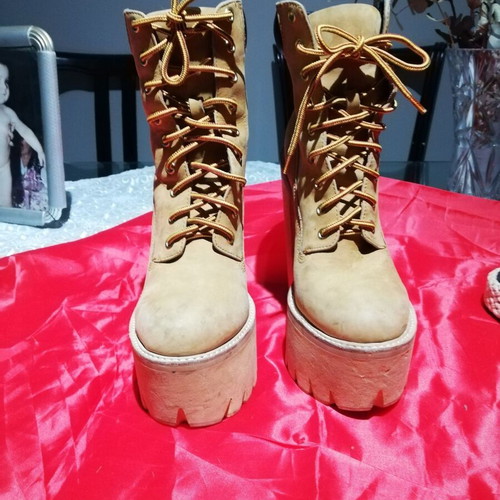 Boots used yellow with 10 cm heel size 40