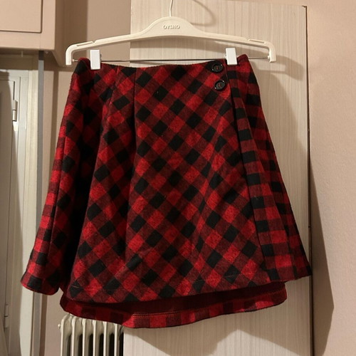 Zara checked skirt like new, black and red, size XXS
