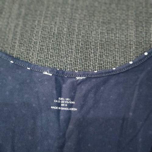 Women's sleeveless top blue like new, size L