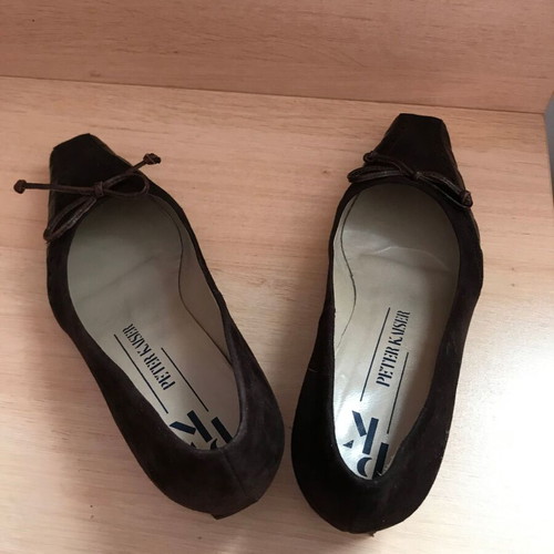 Peter Kaiser small brown heels new, unworn