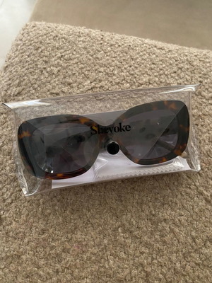 Shevoke sunglasses new with animal print and tortoise frame