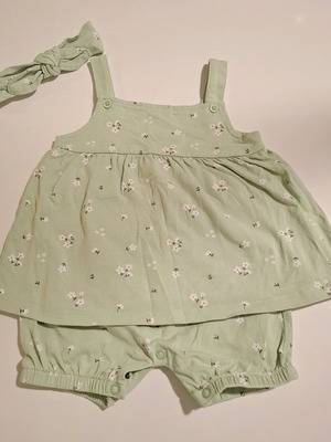 Mangoon romper dress/shorts 6-9 months new, sage green with headband