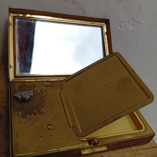 Music Box Powder Compact metal 9/6 cm used