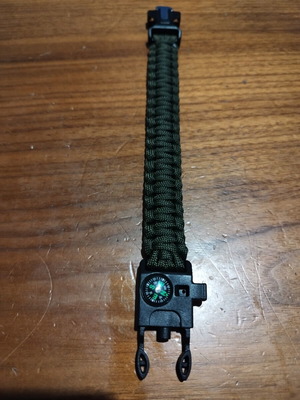 Survival bracelet new, designed for outdoor activities
