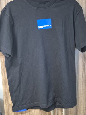 Karl Lagerfeld μαύρο κοντομάνικο T-shirt, μέγεθος M