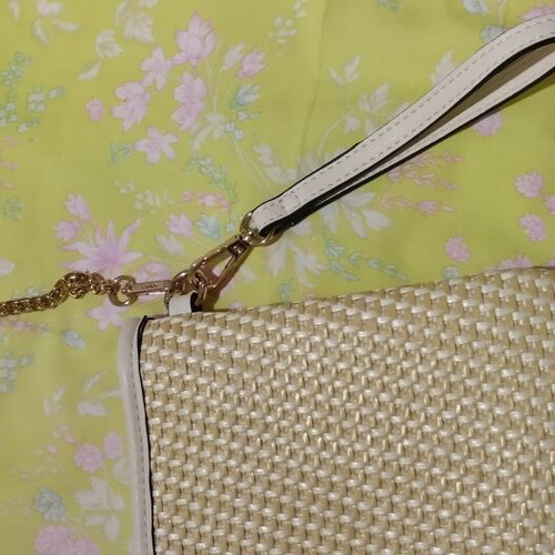 Verde shoulder bag like new, beige, straw with lining