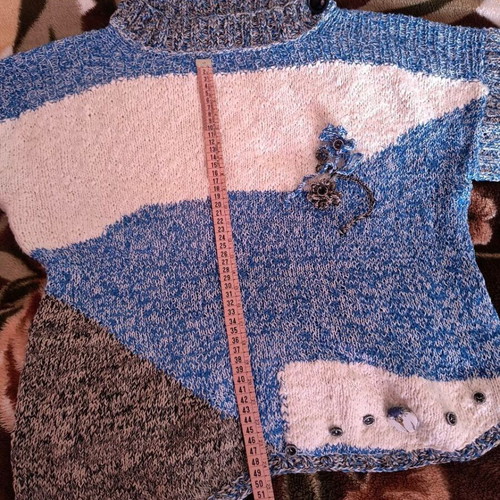 Women's handmade knitted sweater like new, size L