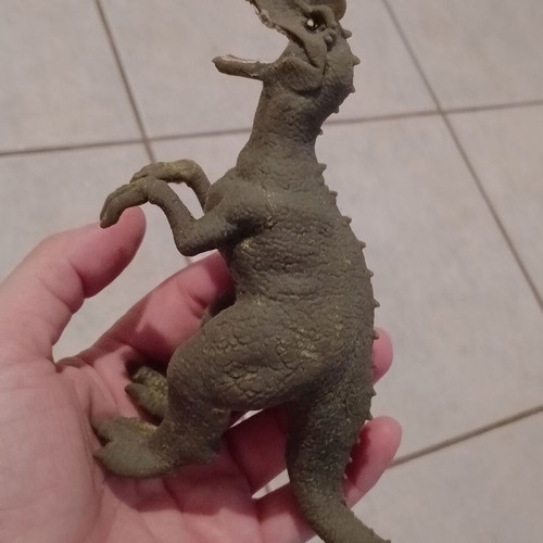 Dinosaur figures pack of 5, plastic and rubber