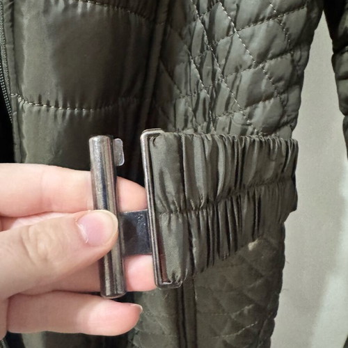 Long quilted jacket with hood like new, khaki, size L