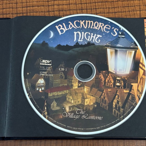 Blackmore's Night The Village Lanterne 2CD deluxe edition like new