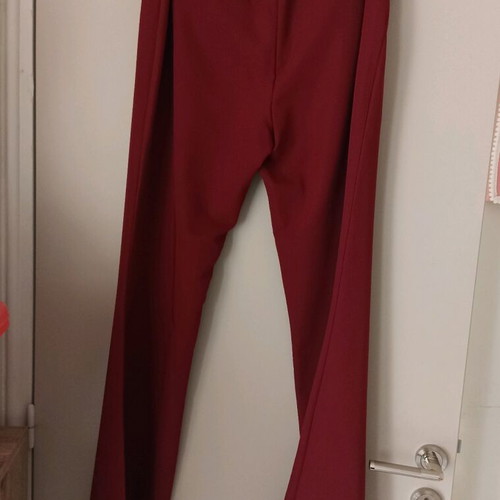 Burgundy suit new with oversized jacket and flared pants size M
