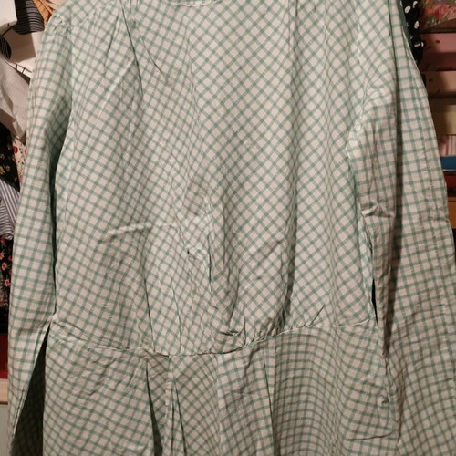 Mango blouse size L like new, white and green