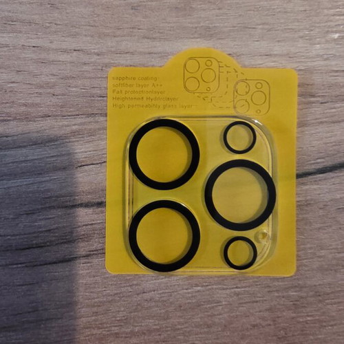Camera protector for iPhone 15 Pro like new, single piece