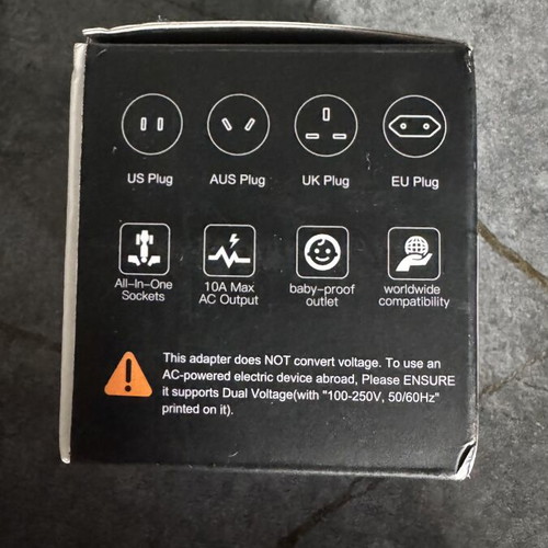 Travel Adapter 20W GaN with USB Type-C and Type-A Ports