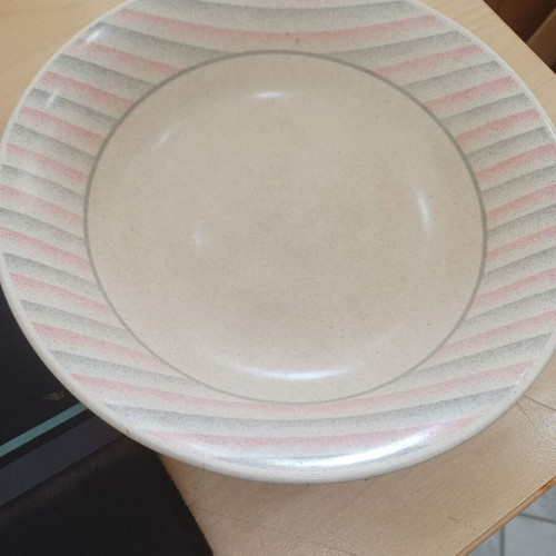 Churchill England deep plate used, diameter 22.5 cm