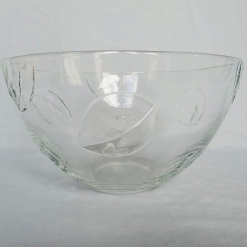 Salad bowl used, diameter 28 cm and height 15 cm