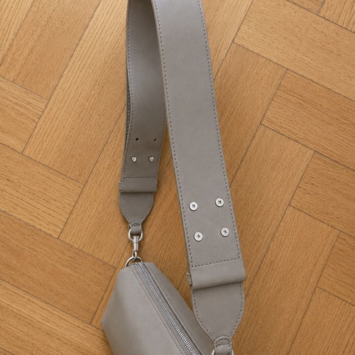 AMI Paris Alexandre Mattiussi shoulder bag, Gris Taupe