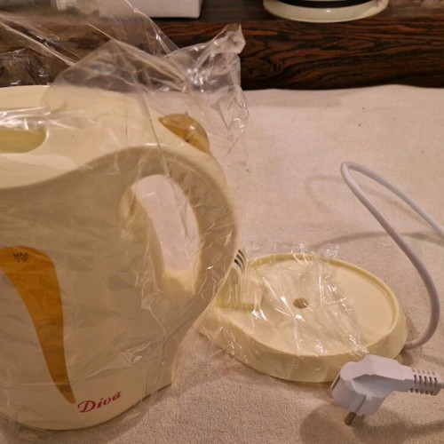 Diva electric kettle new beige color