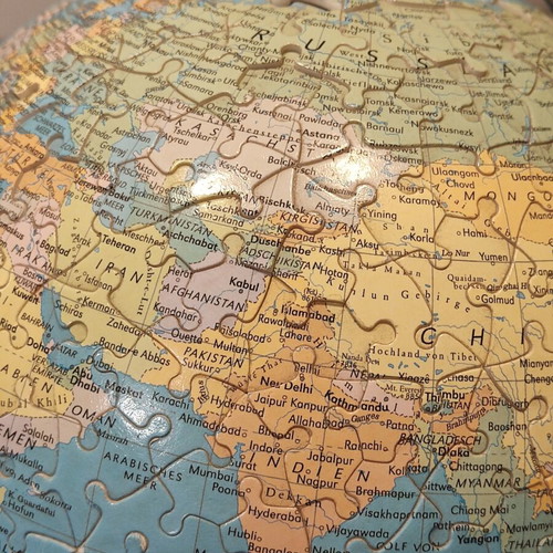 Ravensburger 3D globe puzzle, 20cm diameter, 540 pieces