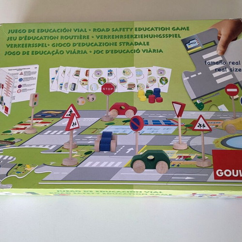 Children's educational board games used, set of 2 pieces