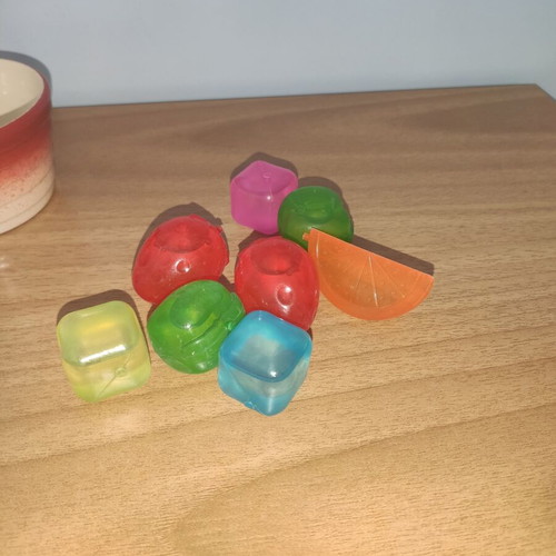 Reusable silicone and plastic ice cubes fruit shapes set of 8