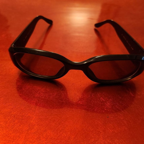 Max Mara sunglasses like new, black vintage style