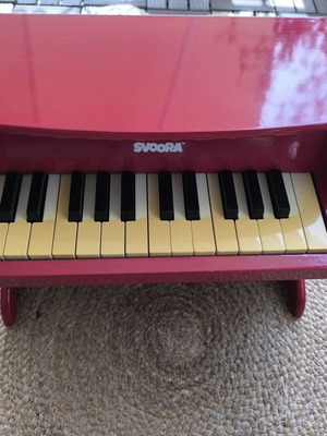 Wooden children's piano 2 octaves Svoora